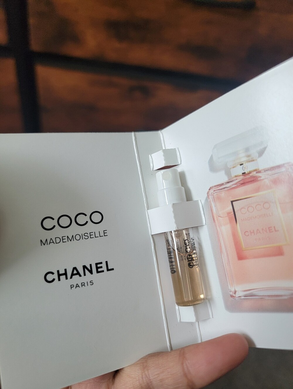 CHANEL Coco Mademoiselle Sample Spray - Soft Pink